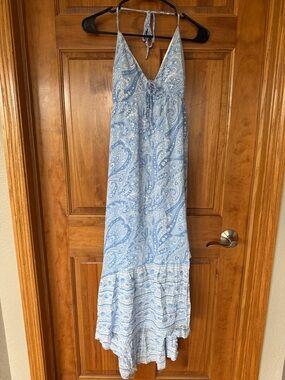 Hollister Light Blue Paisley Halter Maxi Dress size small asymmetrical hem